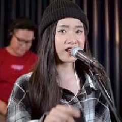 Download Lagu Sallsa Bintan - Biar Gendut Tepat Kucinta Ft 3 Pemuda Berbahaya Terbaru